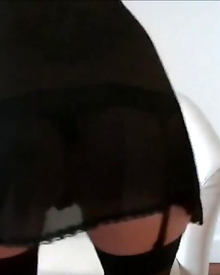 Sexy webcam GF striptease